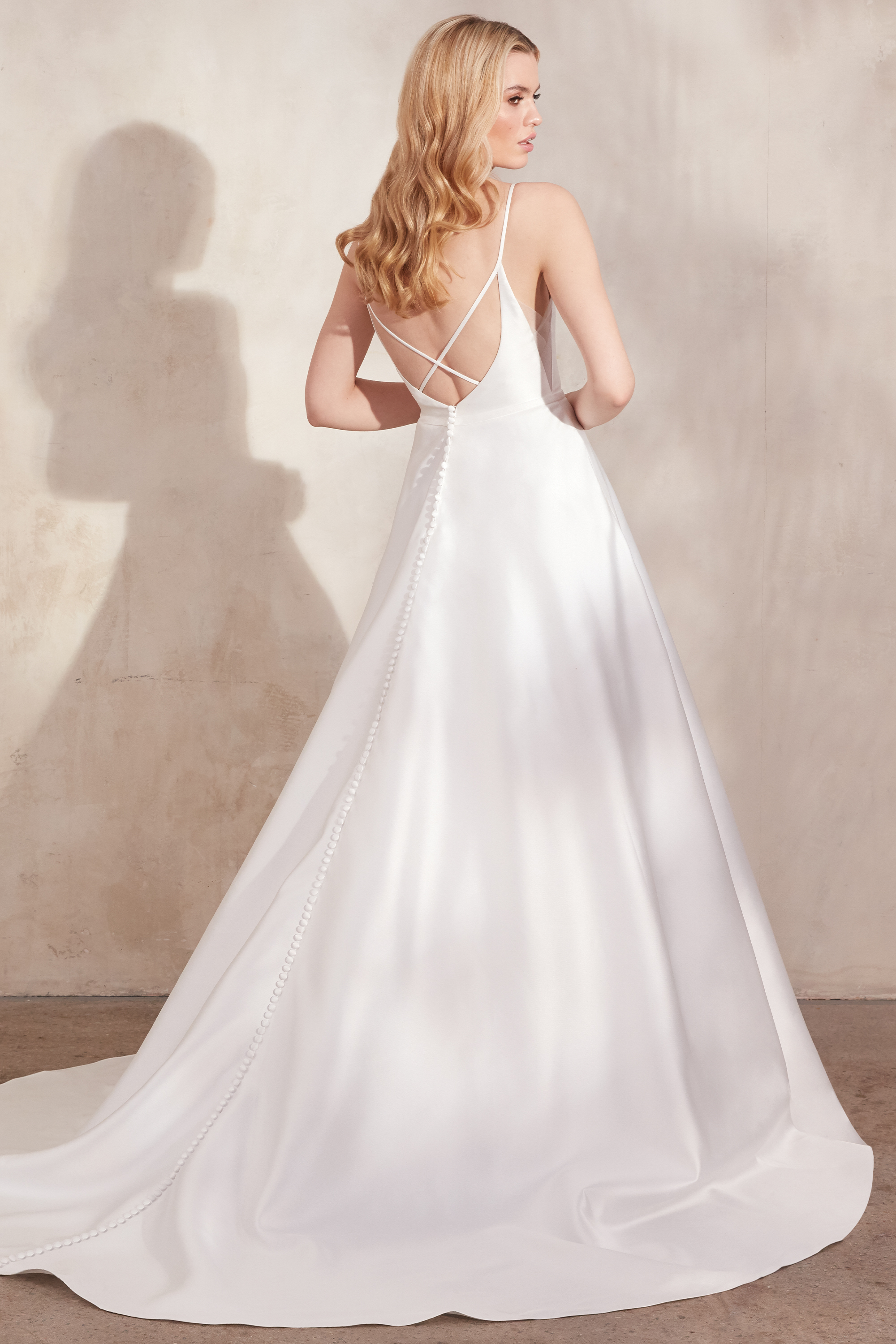 Halo wedding dress by Justin Alexander